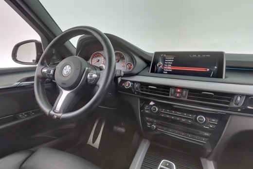 BMW X5 vaihtoauto