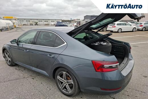 Skoda Superb vaihtoauto