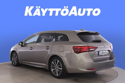 Toyota Avensis vaihtoauto