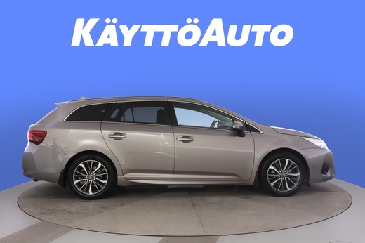 Toyota Avensis vaihtoauto