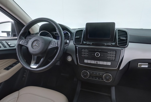 Mercedes-Benz GLE vaihtoauto