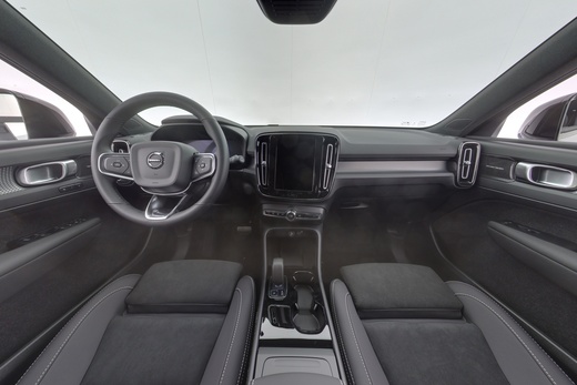 Volvo EX40 vaihtoauto