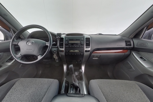 Toyota Land Cruiser vaihtoauto