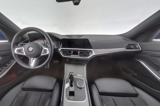 BMW 320 vaihtoauto