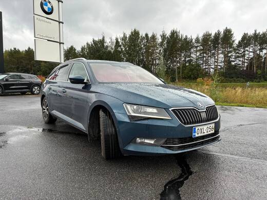 Skoda Superb vaihtoauto
