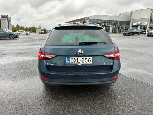 Skoda Superb vaihtoauto