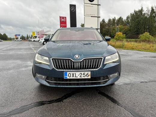 Skoda Superb vaihtoauto