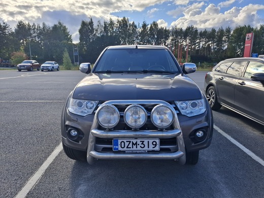Mitsubishi L200 vaihtoauto