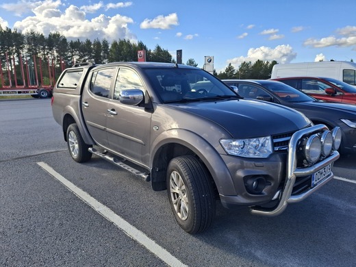 Mitsubishi L200 vaihtoauto