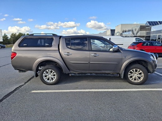 Mitsubishi L200 vaihtoauto