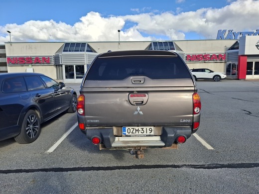 Mitsubishi L200 vaihtoauto