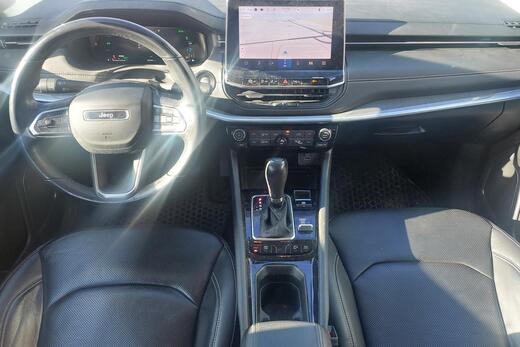Jeep Compass vaihtoauto