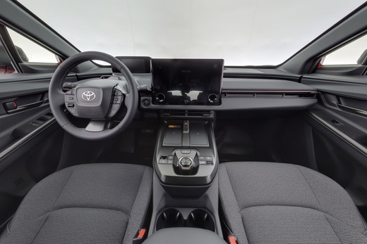 Toyota bZ4X vaihtoauto