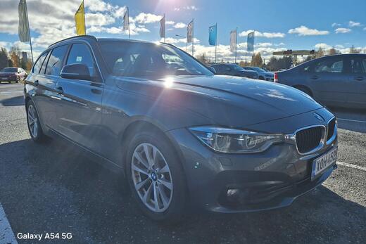 BMW 320 vaihtoauto
