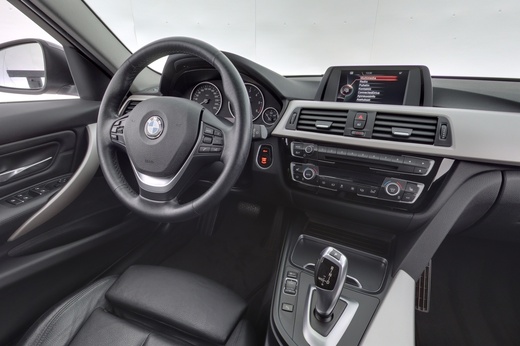 BMW 320 vaihtoauto