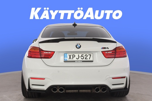 BMW M4 vaihtoauto