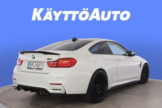 BMW M4 vaihtoauto