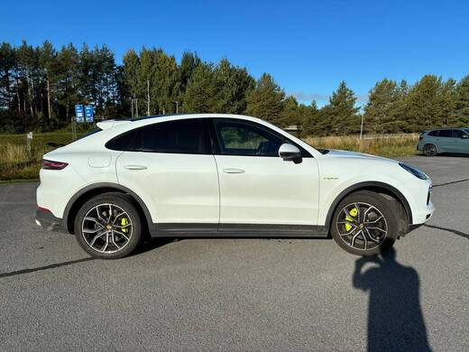 Porsche Cayenne vaihtoauto