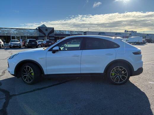 Porsche Cayenne vaihtoauto