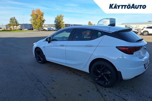 Opel Astra vaihtoauto