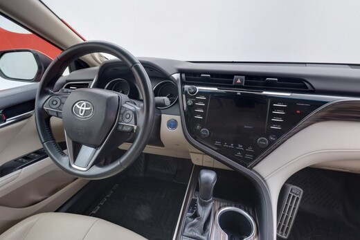 Toyota Camry vaihtoauto