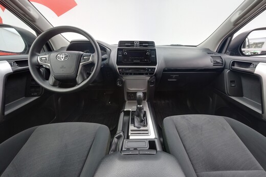 Toyota Land Cruiser vaihtoauto