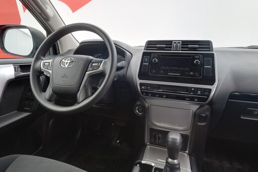 Toyota Land Cruiser vaihtoauto