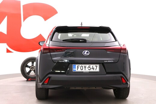 Lexus UX vaihtoauto