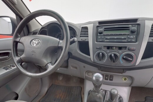 Toyota Hilux vaihtoauto