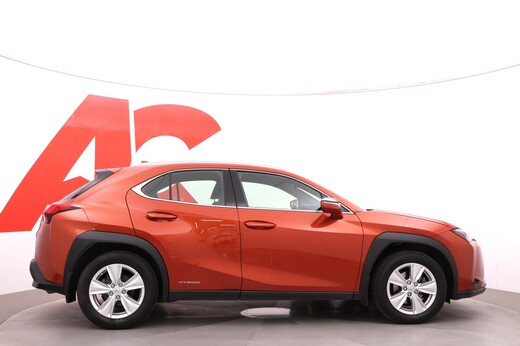 Lexus UX vaihtoauto