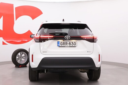 Toyota Yaris Cross vaihtoauto