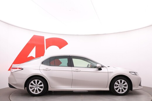 Toyota Camry vaihtoauto