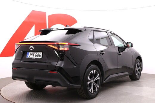 Toyota bZ4X vaihtoauto