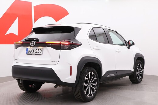 Toyota Yaris Cross vaihtoauto