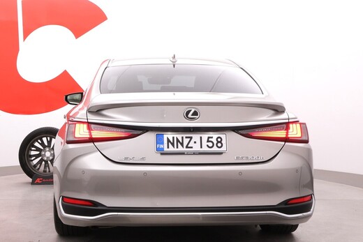 Lexus ES vaihtoauto