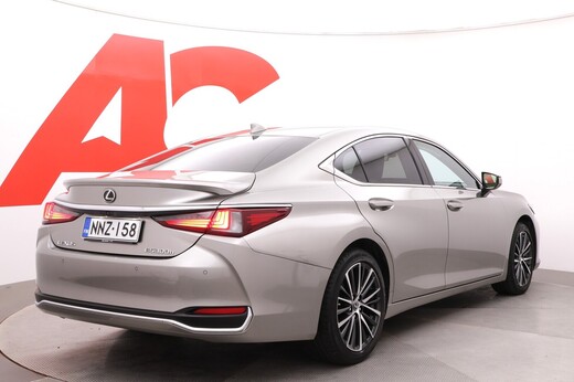 Lexus ES vaihtoauto
