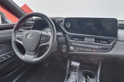 Lexus ES vaihtoauto