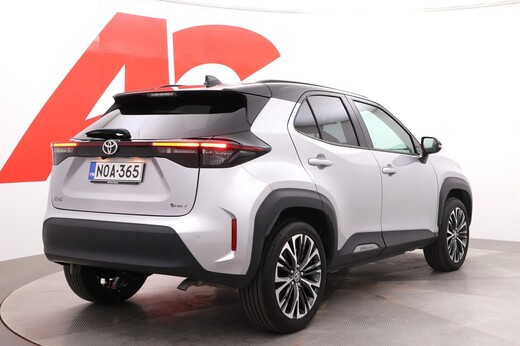 Toyota Yaris Cross vaihtoauto