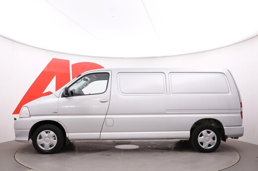 Toyota Hiace vaihtoauto