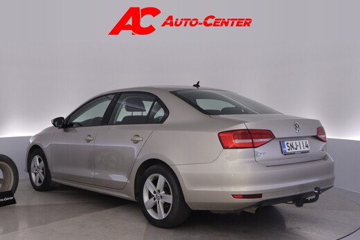 Volkswagen Jetta vaihtoauto