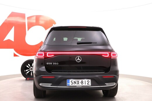 Mercedes-Benz EQB vaihtoauto