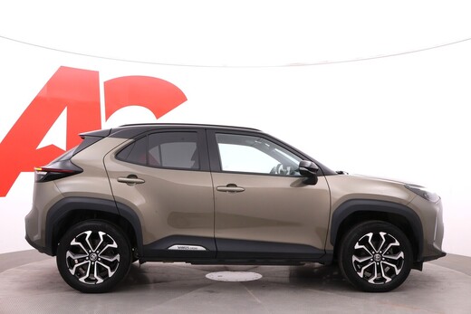 Toyota Yaris Cross vaihtoauto