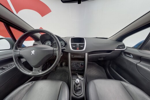 Peugeot 207 vaihtoauto