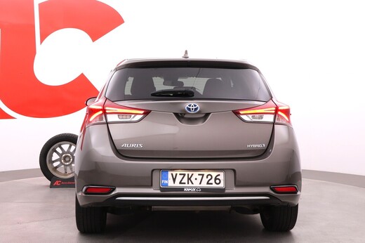 Toyota Auris vaihtoauto