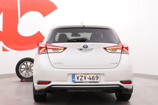 Toyota Auris vaihtoauto