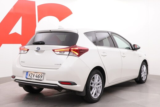 Toyota Auris vaihtoauto