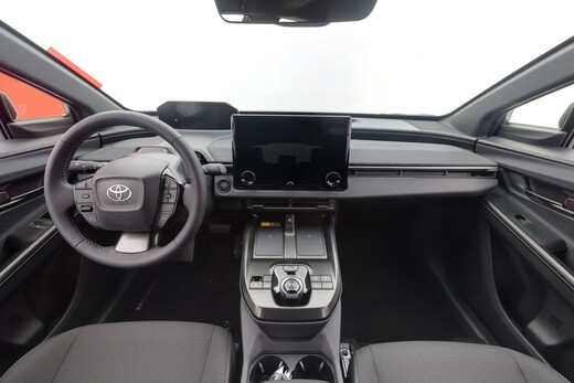 Toyota C-HR+ vaihtoauto
