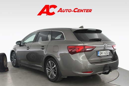 Toyota Avensis vaihtoauto