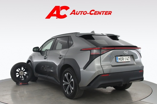 Toyota bZ4X vaihtoauto