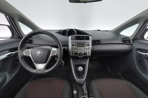 Toyota Verso vaihtoauto